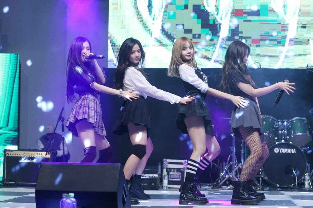 K-pop secrets of a global phenomenon. Music or a wave of Korean culture? 1gentlewoman - K-pop artists