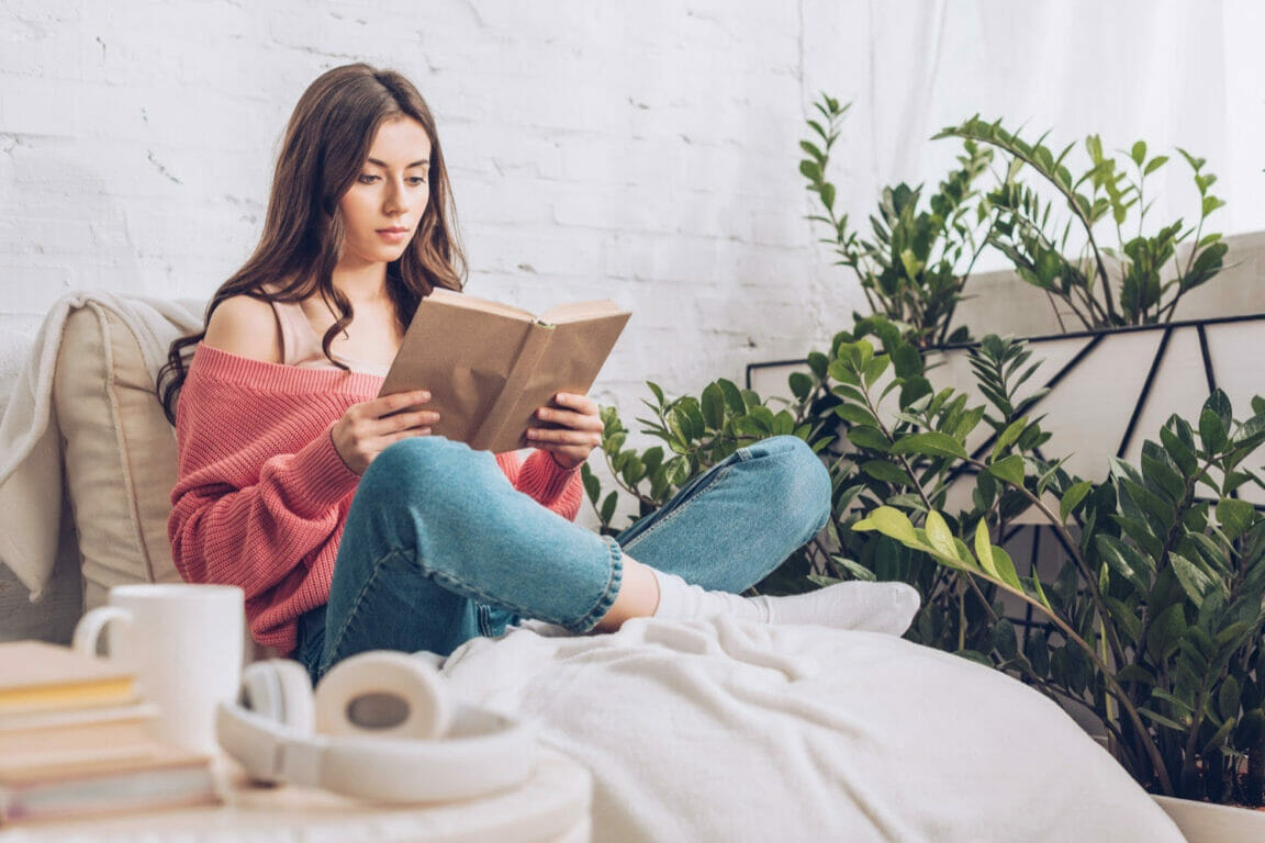 10 książek o miłości, które powinna przeczytać każda dama - GentleWoman 1gentlewoman - 10 książek o miłości, które powinna przeczytać każda dama - GentleWoman
