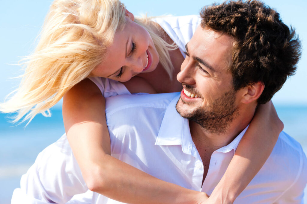 Age difference in a relationship - relationship with a younger man 1gentlewoman - Relationship with a younger guy