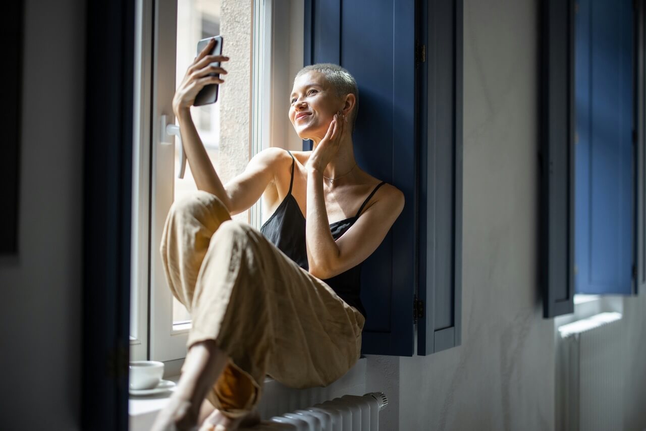 Sexting: sztuka cyfrowej intymności — jak rozpalić związek? 203gentlewoman - Sexting: sztuka cyfrowej intymności