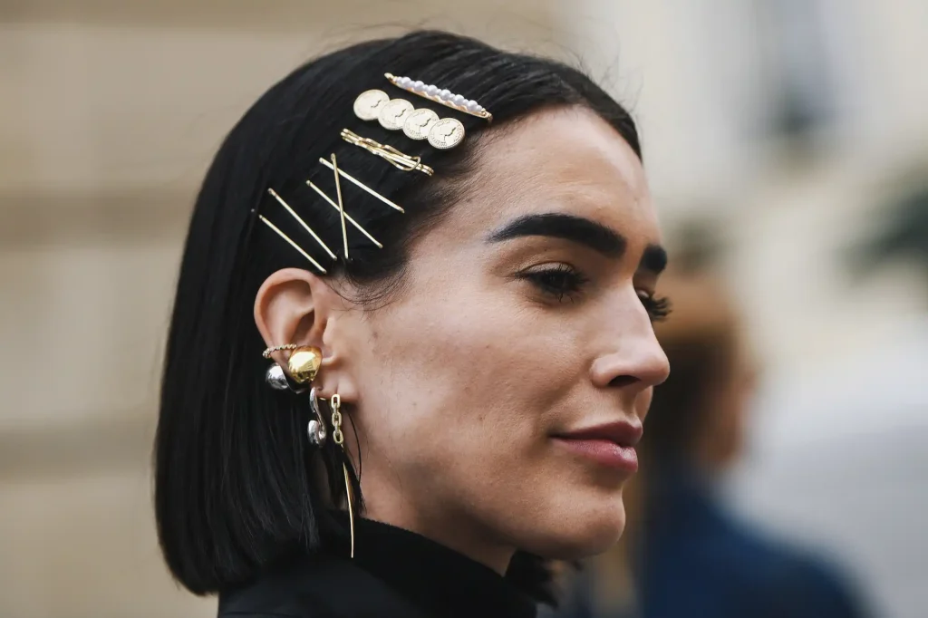 Women's accessories - cheap and effective tricks for fashionable styling. 6gentlewoman - Hair ornaments