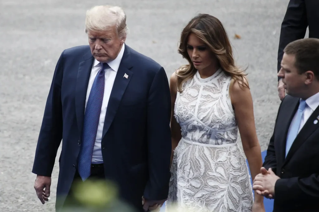 Melania Trump w obliczu globalnych zmian – co nosi pierwsza dama u boku Donalda Trumpa? 1gentlewoman - Żona Donalda Trumpa