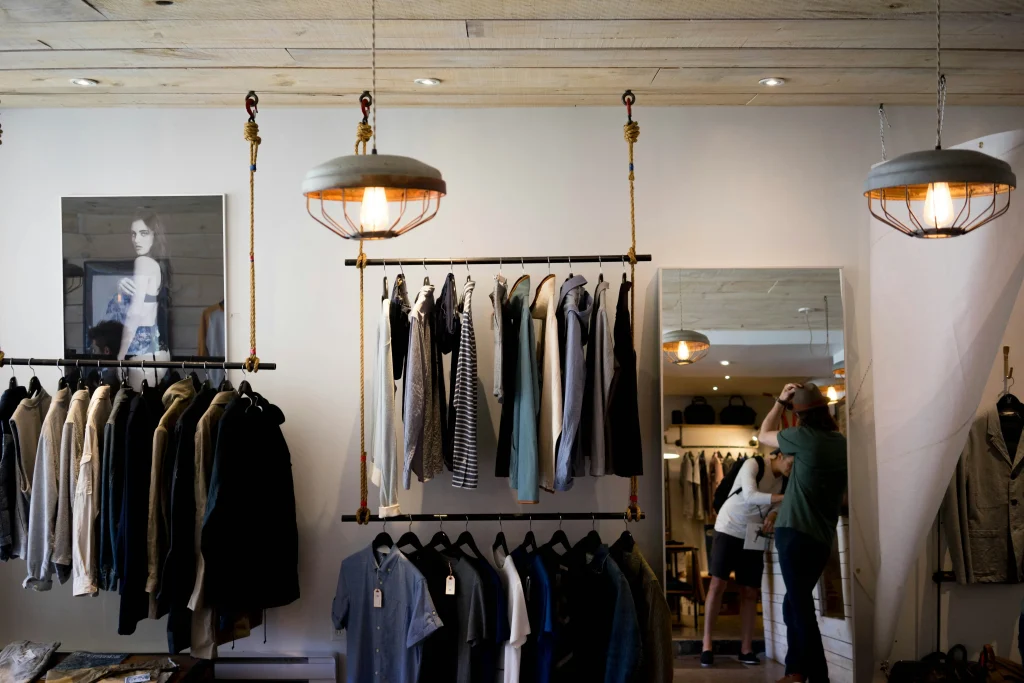 Secondhand premium clothing brands - a new trend or just a money saver? 3gentlewoman - Used premium brands