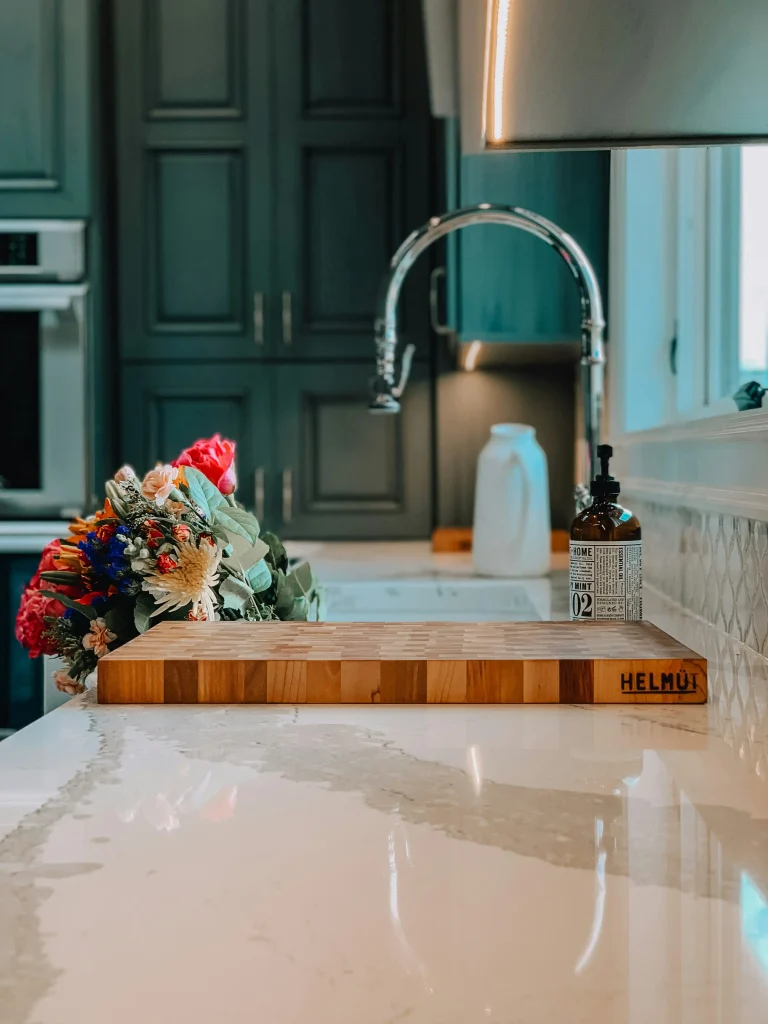 Stone countertop for kitchen - GentleWoman 2025/26 guide. kitchen countertops Lodz from Merkam for customized kitchen. 3gentlewoman - Kitchen countertop